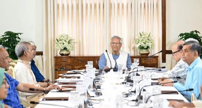 সন্ত্রাসী কার্যক্রমে জড়িত রয়েছে এমন ব্যক্তি বা সত্তার এবং তাদের কর্মকাণ্ড নিষিদ্ধ করার বিধান যুক্ত করে সন্ত্রাসবিরোধী (সংশোধন) অধ্যাদেশ, ২০২৫-এর খসড়া নীতিগত ও চূড়ান্ত অনুমোদন করেছে উপদেষ্টা পরিষদ।