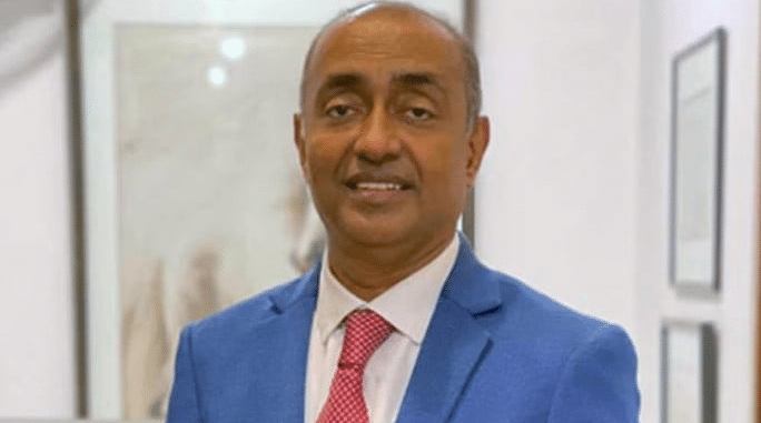 অ্যাটর্নি জেনারেল মো. আসাদুজ্জামান বলেছেন, ‘গত ফ্যাসিস্ট আমলে বিশ্ববিদ্যালয় শিক্ষক, আইনজীবী ও সাংবাদিকসহ যারা তথাকথিত সুশীল সমাজের নামে প্রতিনিধিত্ব করেছিল তাদের অনেকেই স্বৈরাচারের পদলেহন করেছে। এরা স্বৈরাচারী সরকারের সাথে