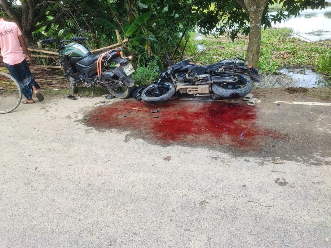 রাজবাড়ীর পাংশায় ২ মোটরসাইকেল মধ্যে মুখোমুখি সংঘর্ষে নিহত ১ ও আহত হয়েছেন ১ জন। শনিবার( ২৬ জুলাই) সকাল সাড়ে ৯ টার দিকে উপজেলার মৌরাট ইউনিয়নের পূর্ব বাগদুলী গ্রামের কাশেম